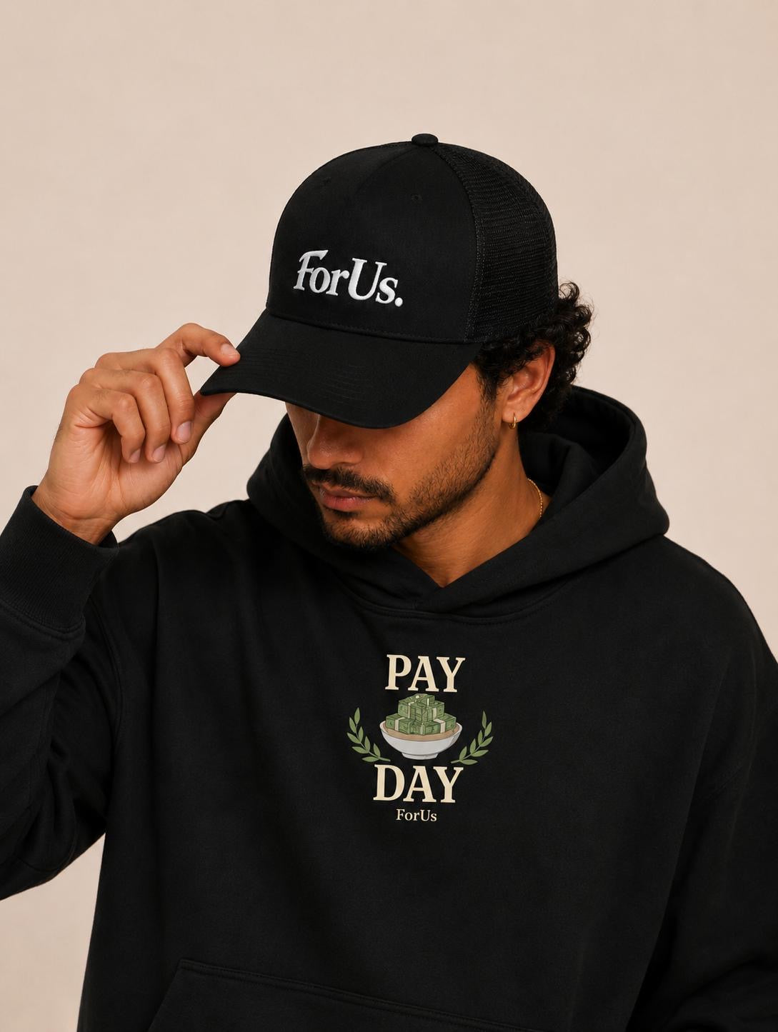FORUS. TRUCKER White